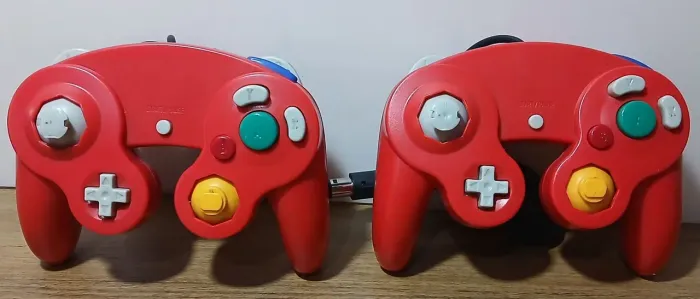 Par controle com fio gamecube e wii vermelho (sem teste)