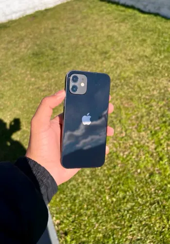 iPhone 12 - 128 GB - Preto
