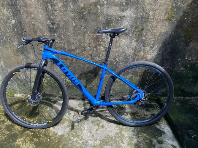 Bike MTB com garfo rígido Mônaco freio hidráulico MT200