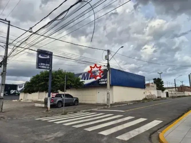 Excelente Ponto Comercial com 5175 metros quadrados em Indianópolis - Caruaru - PE