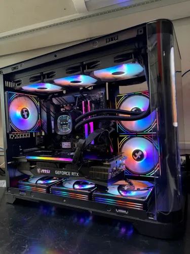 CPU Ryzen 7 5700X/RTX 3070ti/32GB 