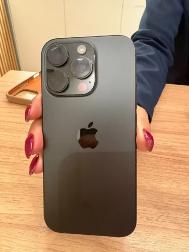 Iphone 16 pro (512GB)