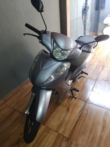 Honda Biz 125 - 2015