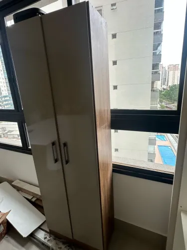 Armário multiuso