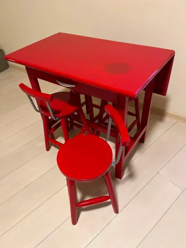 Conjunto de Mesa Infantil Dobrável com Banquetas Vermelha Vintage / Mdf Maciço