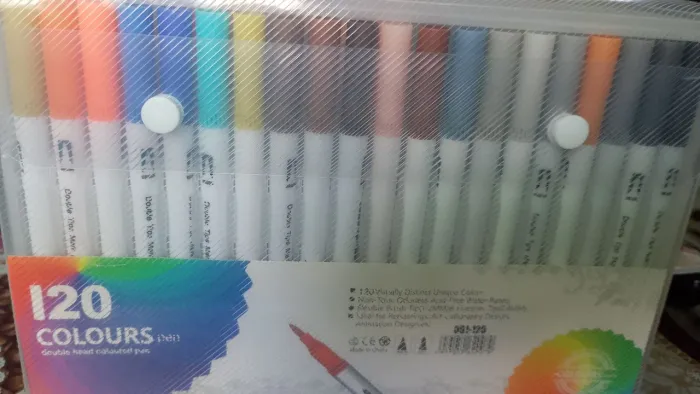 Canetas coloridas Bobbie Goods Ponta dupla a partir de R$ 29,99