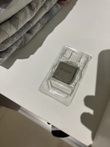 AMD Ryzen 5 4650G