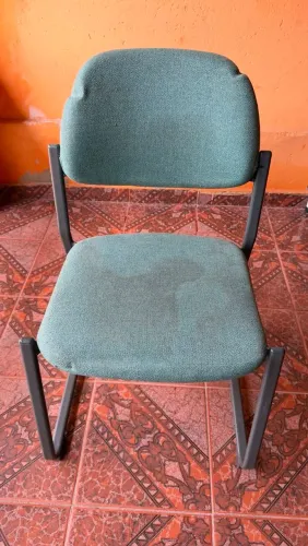 6 Cadeiras Estofadas para Escritório, Recepção ou Mesa de Reunião