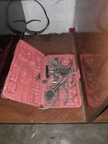 Troco em qualquer coisa e só pra ver aonde chega essas trocas kkk