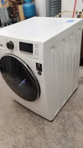 Máquina de Lavar e Secar Samsung 9kg Eco Bubble