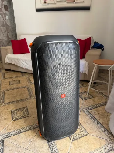 Jbl partybox 710