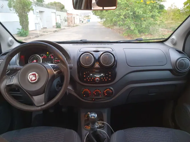 Fiat Palio Attra./italia 1.4 EVO F.flex 8V 5P 2014