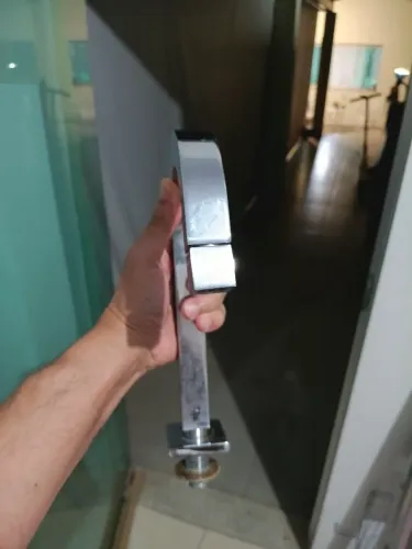 Vendo torneira Deca Tube para banheiro de mesa 