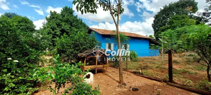 Chácara com 2 dormitórios à venda, 5000 m² por R$ 800.000,00 - Chácaras Vila Real - Uberab