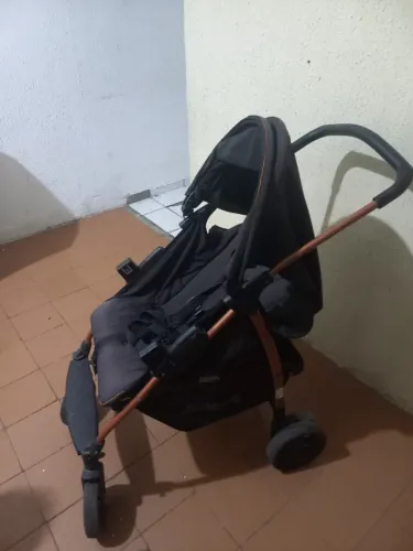 Carrinho de Bebê Burigotto Ecco Preto Cobre
