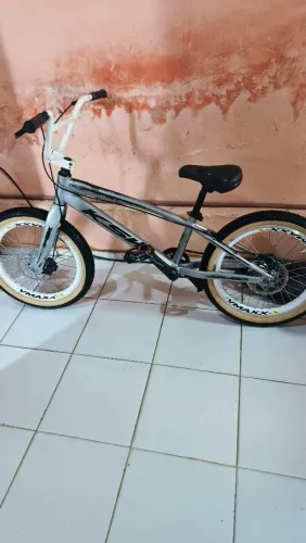 BMX aro 20 quadro personalizado alumínio freio a discó 