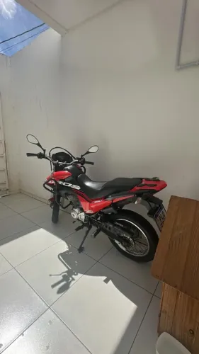 Moto 2018/2019 em ótimo estado de conservação, revisada, sem nada a fazer.