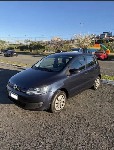 Volkswagen Fox Bluemotion 1.0 MI Total Flex 12V 5P 2014