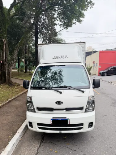 Kia Motors Bongo K-2500 2.5 4X2 TB Diesel 2018