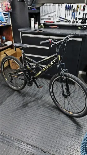 Vendo bicicleta semi nova