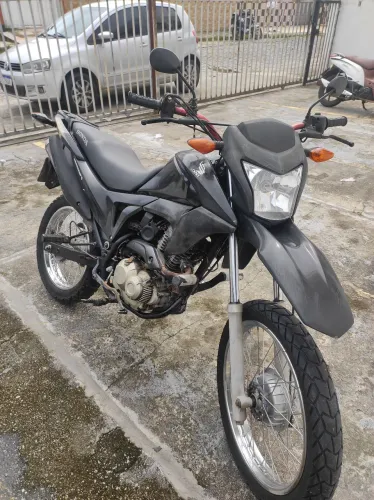 Bros 160 ano 2018