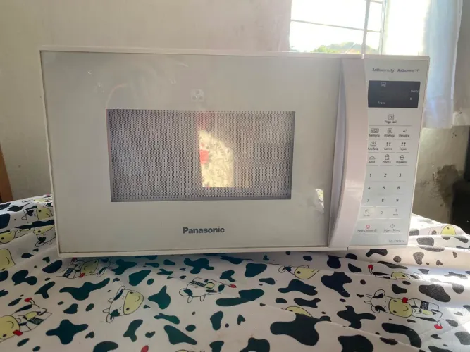 Microondas em ótimo estado.