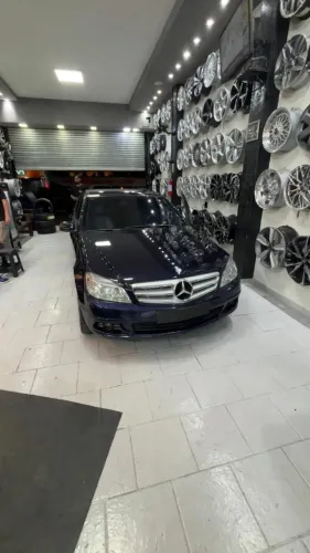 Mercedes-Benz C-180 CGI Classic 1.8 16V 156cv Aut. 2011