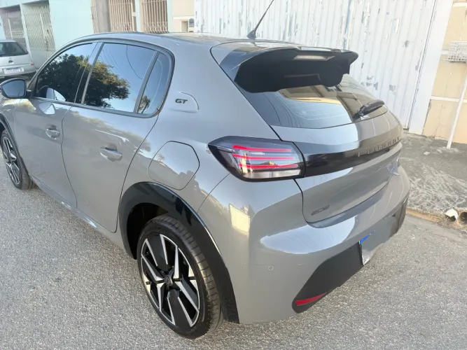 Peugeot 208 GT 1.0 Turbo Flex 5P Aut. 2025