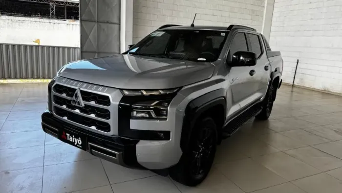Mitsubishi TRITON Katana 2.4 CD 4X4 TB Diesel Aut. 2026