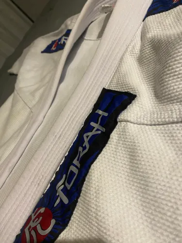 Vendo kimono Novo | Tamanho P