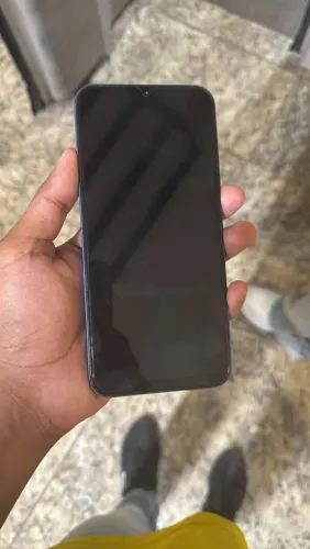 Vende-se celular Redmi 15 C