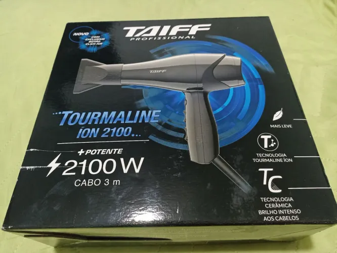 Secador Taiff profissional 2.100 w cabo 3m 
