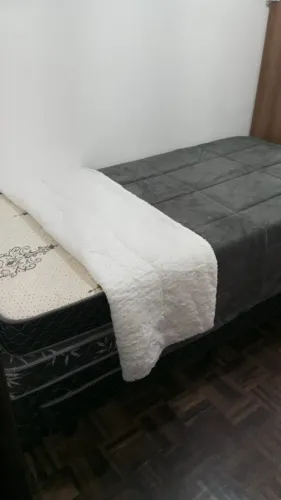 COBERTOR CINZA FELPUDO-TIPO LÃ E SUPER ACONCHEGANTE - IDEAL PARA OS DIAS GELADOS