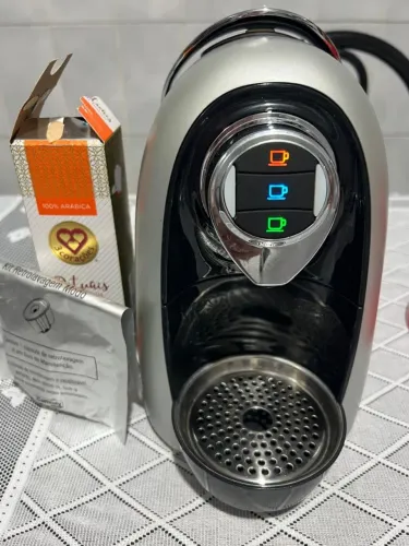 Cafeteira 3 corações + airfryer d brinde.