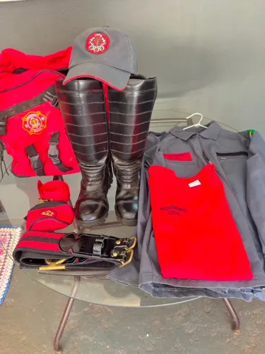 Kit completo bombeiro civil ótimo estado