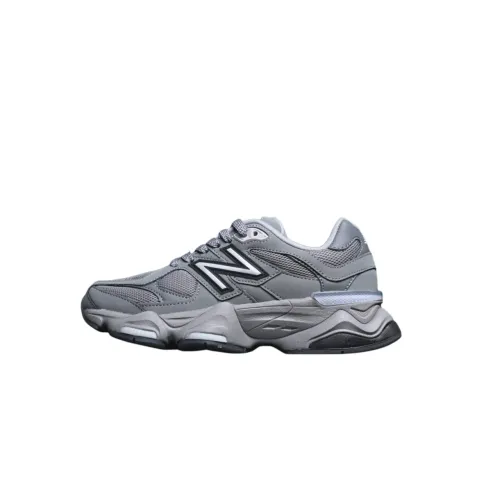 Tênis New Balance - Tamanho 42