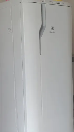 Vendo Geladeira Eletrolux