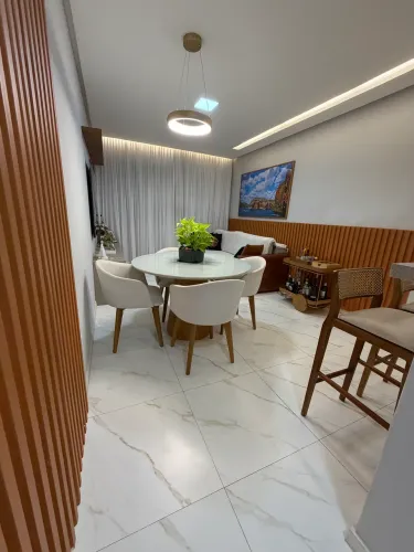 Vende-se Apartamento No Bairro Luzia ! Edifício Cléa ! Direto com proprietário!