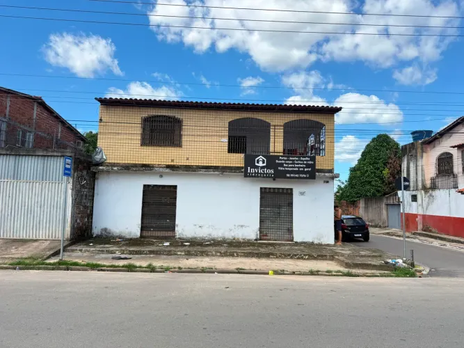 Casa Para Alugar bem localizada em Avenida na Cidade Olímpica
