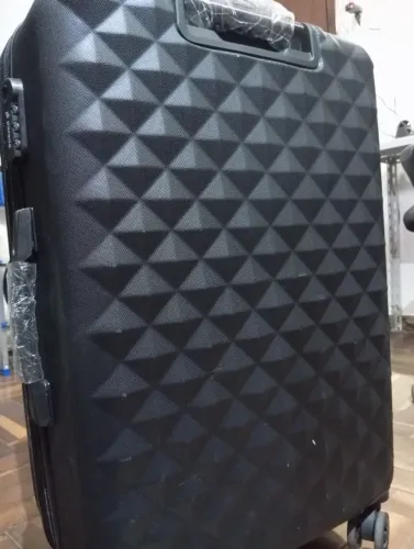Mala De Viagem Grande 55cm Com Cadeado Rodas Removíveis Leve Resistente