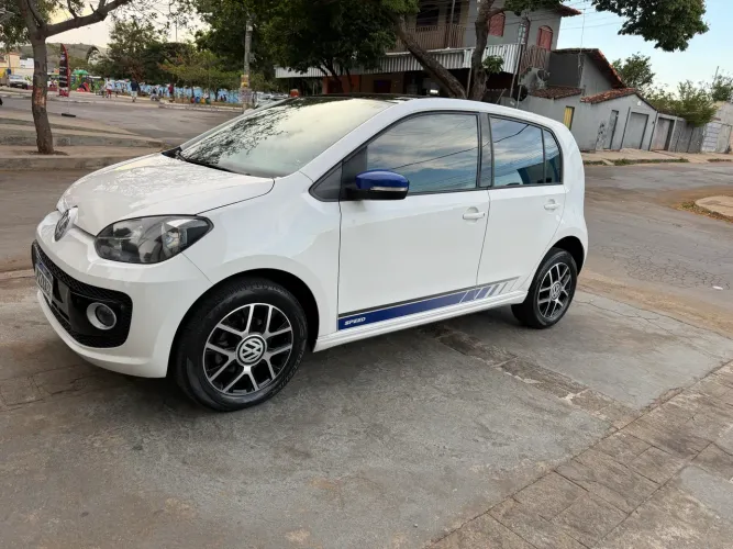 Volkswagen Up! Speed 1.0 TSI T. Flex 12V 5P 2017