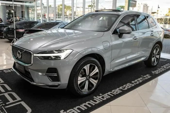 Volvo XC-60 T-8 Plus 2.0 AWD (híbrido) 2024