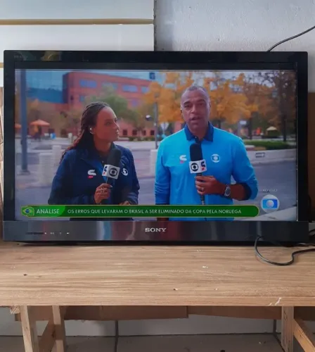 Universo Mágico Brechó Vende, TV Sony 32" LCD