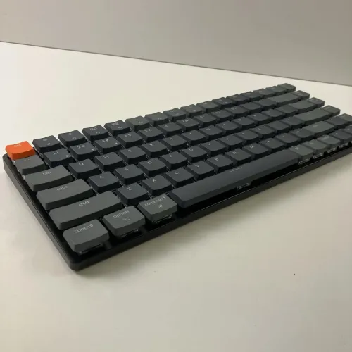 Teclado Keychron K3 V2 com caixa e acessórios