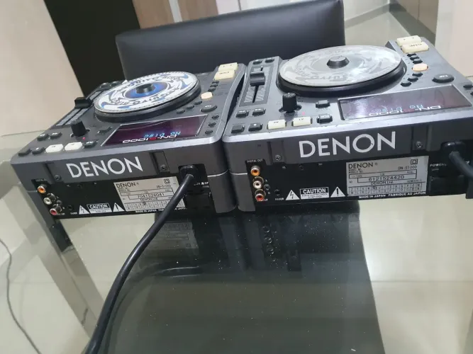 Denon Dn-S1000 ( CDJ )