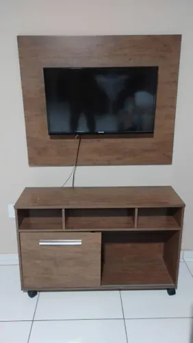 Vendo TV + rack + painel