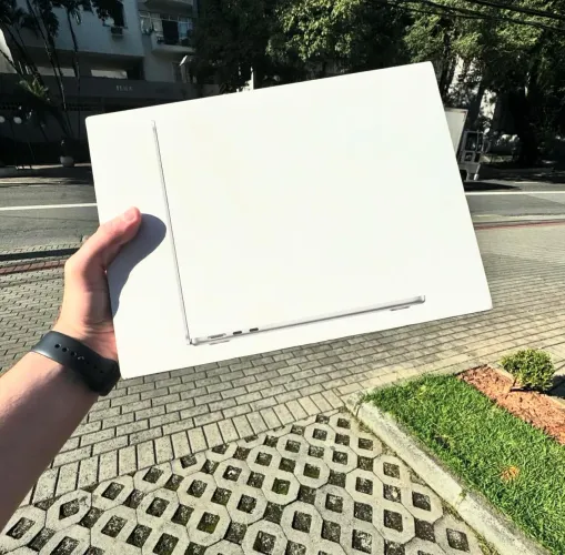 MacBook Air M5 13.6? 512 SSD 16gb de ram - 1 ano de garantia - lacrado
