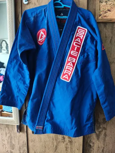 Kimono Gracie Barra Ripstop A1 importado usado 2x