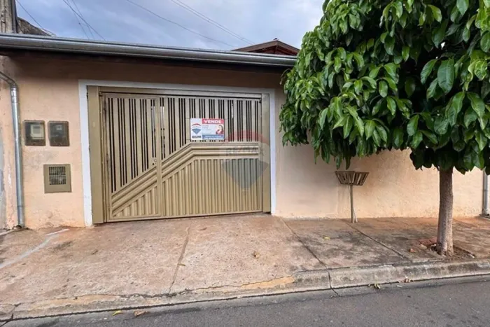 Casa Espaçosa com Lazer no Bairro Engenho Velho