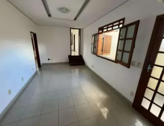 CASA TERREO USADA EM ITAPERI FORTALEZA